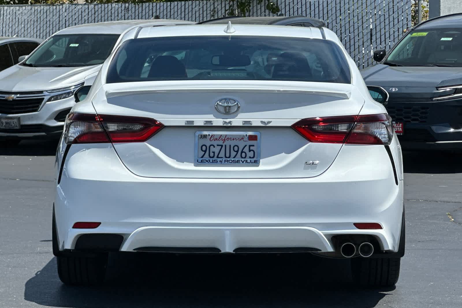 Used 2023 Toyota Camry SE w/ Audio Upgrade Package FWD image 8