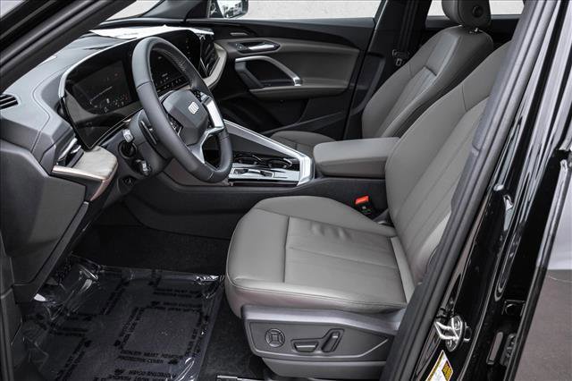 New 2025 Audi Q5 Premium Plus image 12
