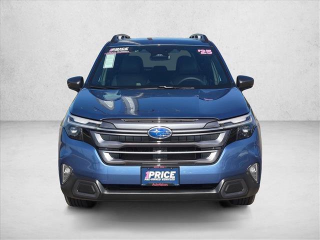 Used 2025 Subaru Forester Limited AWD/4WD image 2