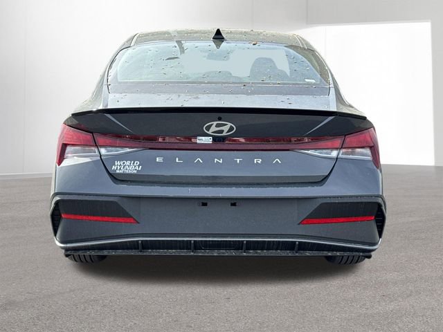 New 2026 Hyundai Elantra Sport FWD image 15
