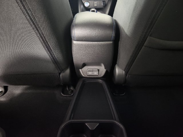 Used 2025 Nissan Leaf S FWD image 18