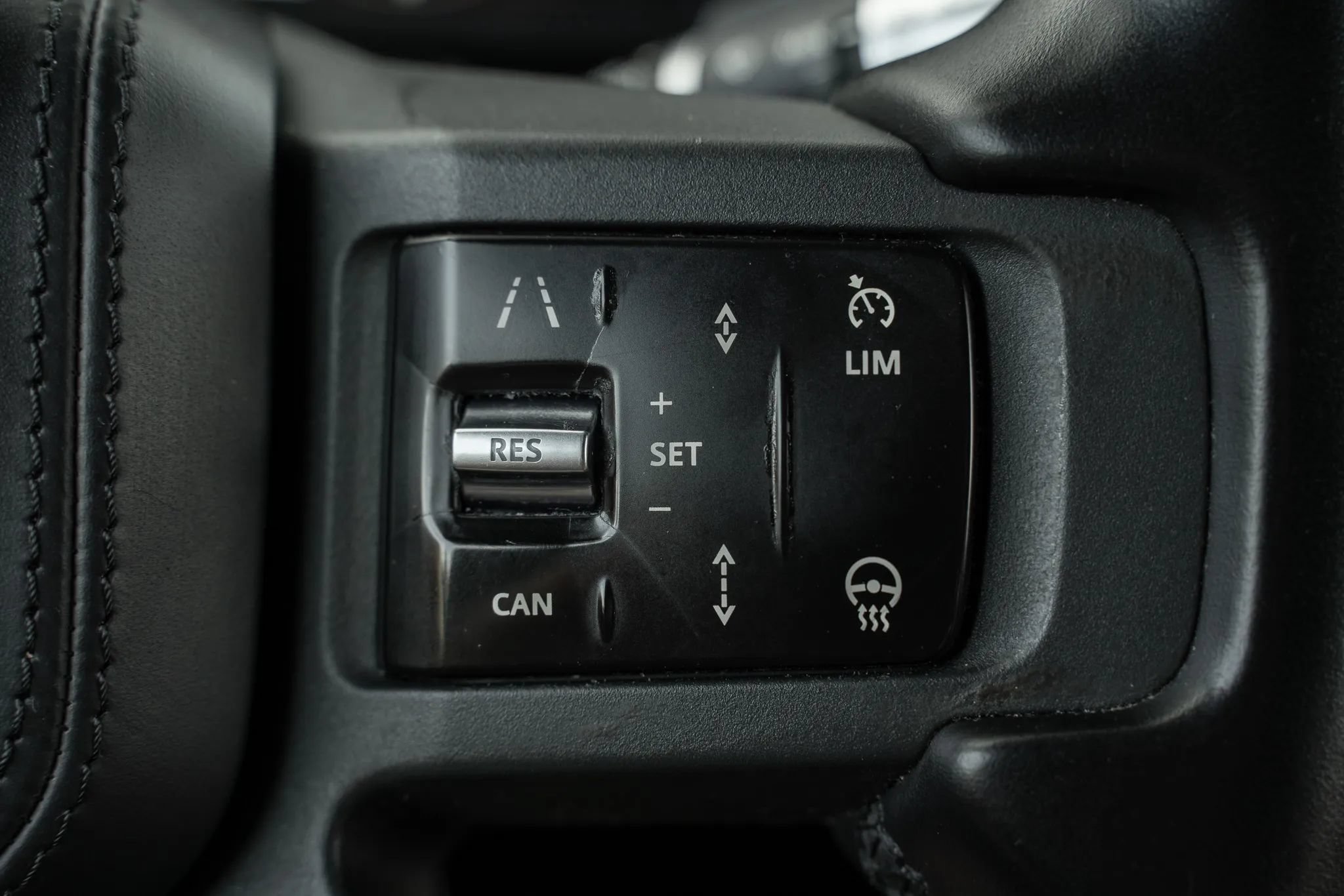 Used 2021 Land Rover Defender 110 X AWD/4WD image 26