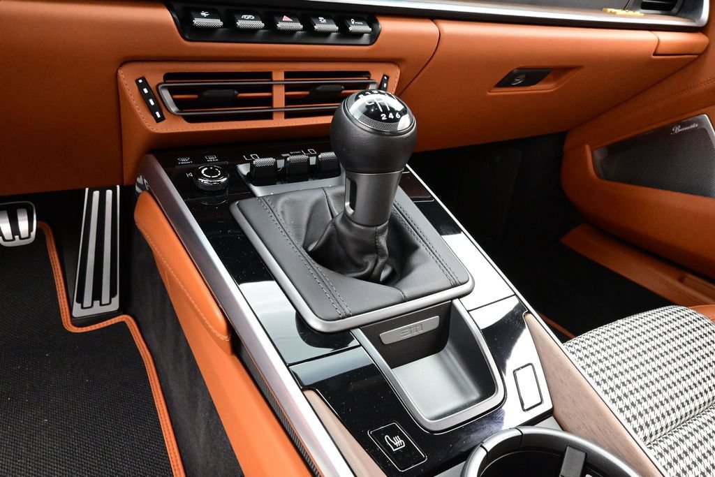 Used 2023 Porsche 911 Sport Classic RWD image 11