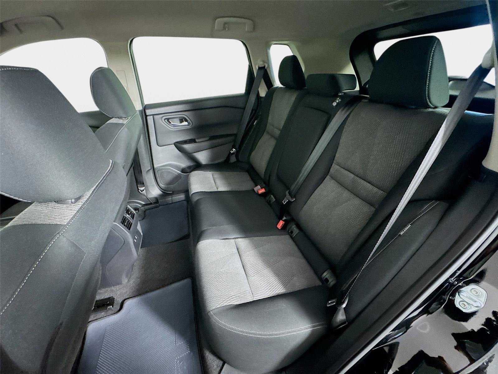 New 2026 Nissan Rogue SV FWD image 20