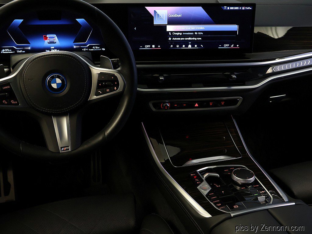 Certified 2024 BMW X5 xDrive50e w/ M Sport Package image 17