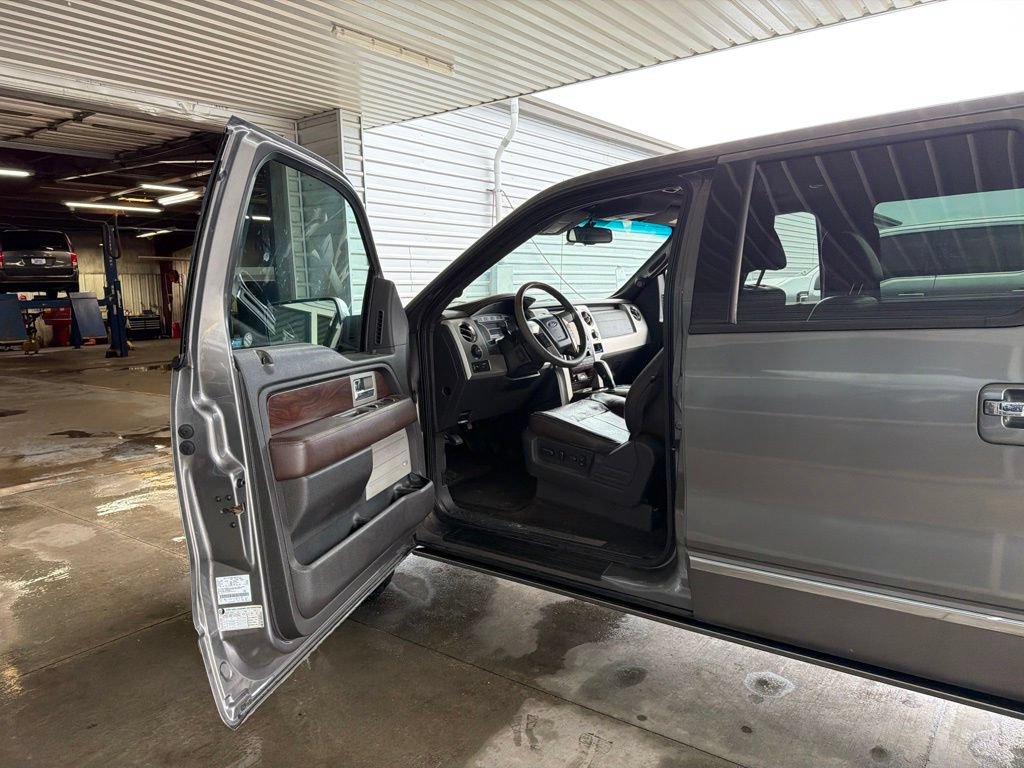 Used 2010 Ford F150 Lariat AWD/4WD image 3