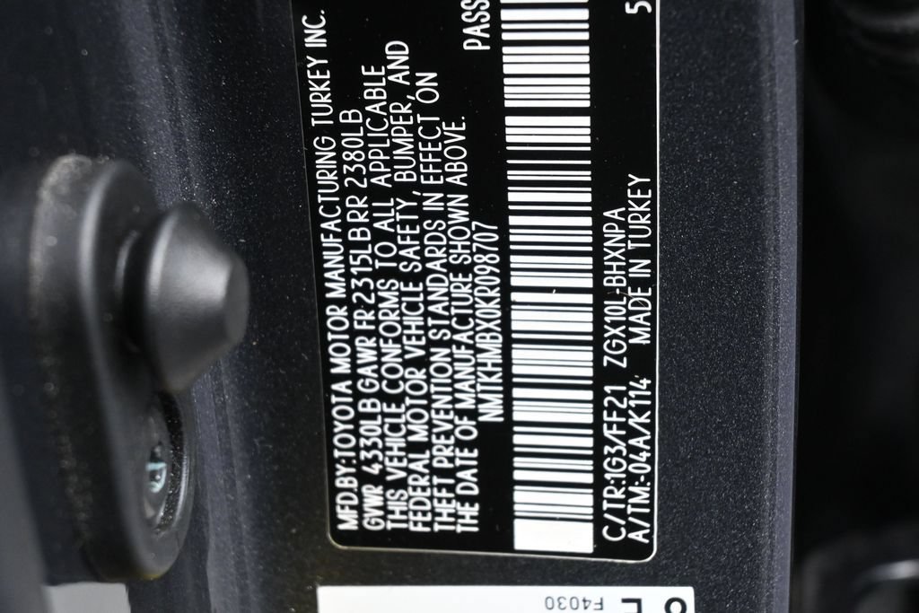 Used 2019 Toyota C-HR XLE FWD image 16
