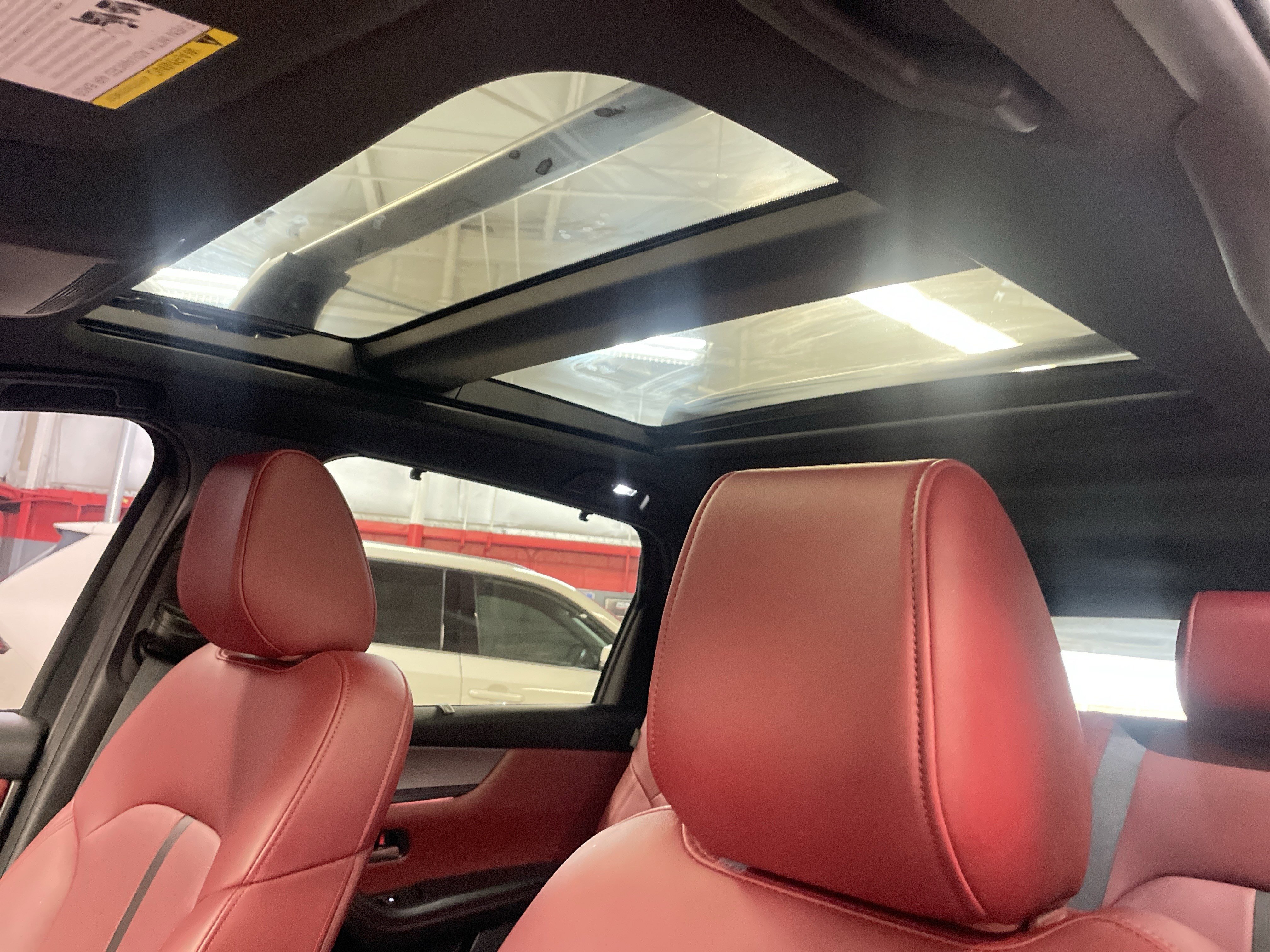 Used 2025 MAZDA CX-70 3.3 Turbo S w/ Premium Package image 28