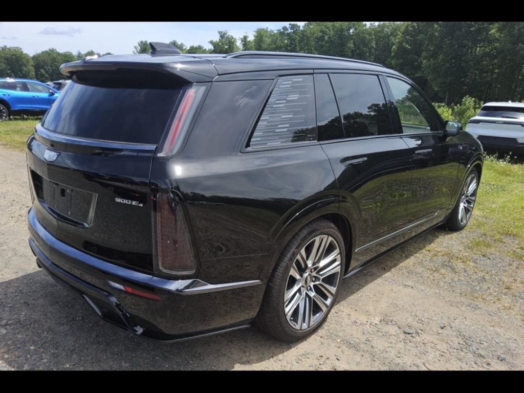 Used 2026 Cadillac Vistiq Platinum AWD/4WD image 9
