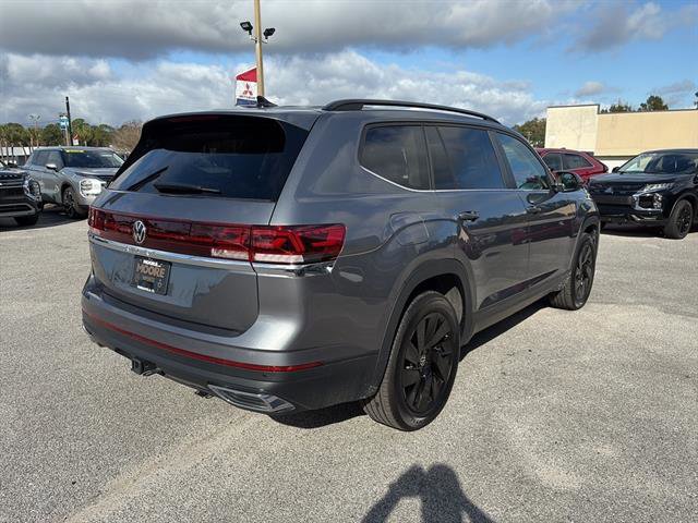 Certified 2025 Volkswagen Atlas SE w/ Panoramic Sunroof Package image 6