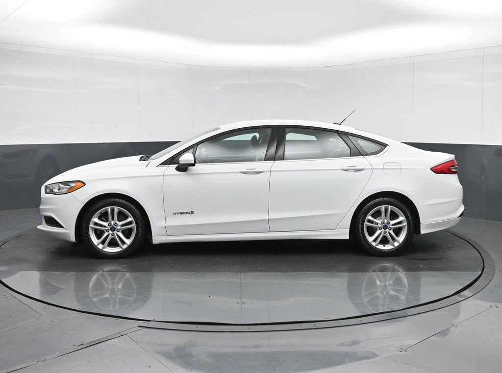Used 2018 Ford Fusion S image 4
