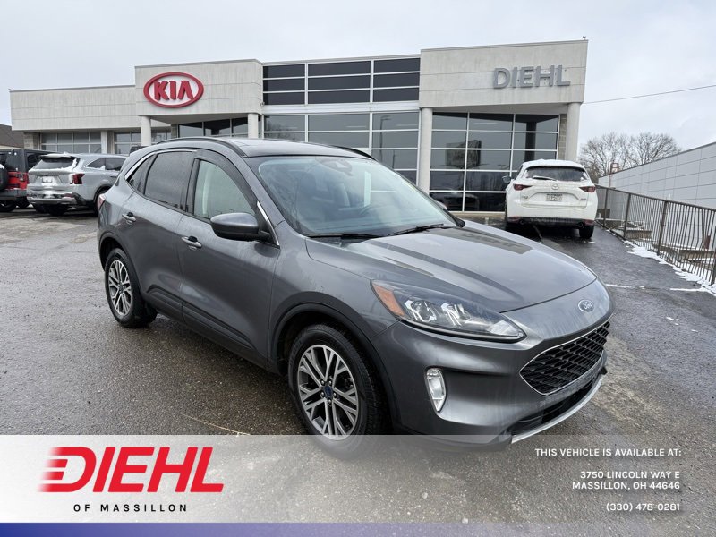 Used 2021 Ford Escape SEL w/ Technology Package image 1