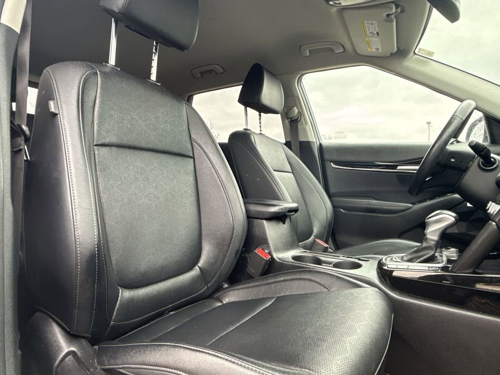 Used 2024 Kia Seltos SX image 25