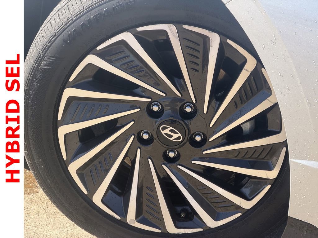 Certified 2024 Hyundai Sonata SEL image 9