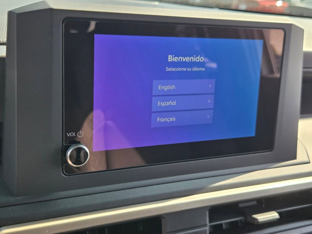 Used 2025 Toyota Tacoma SR image 16