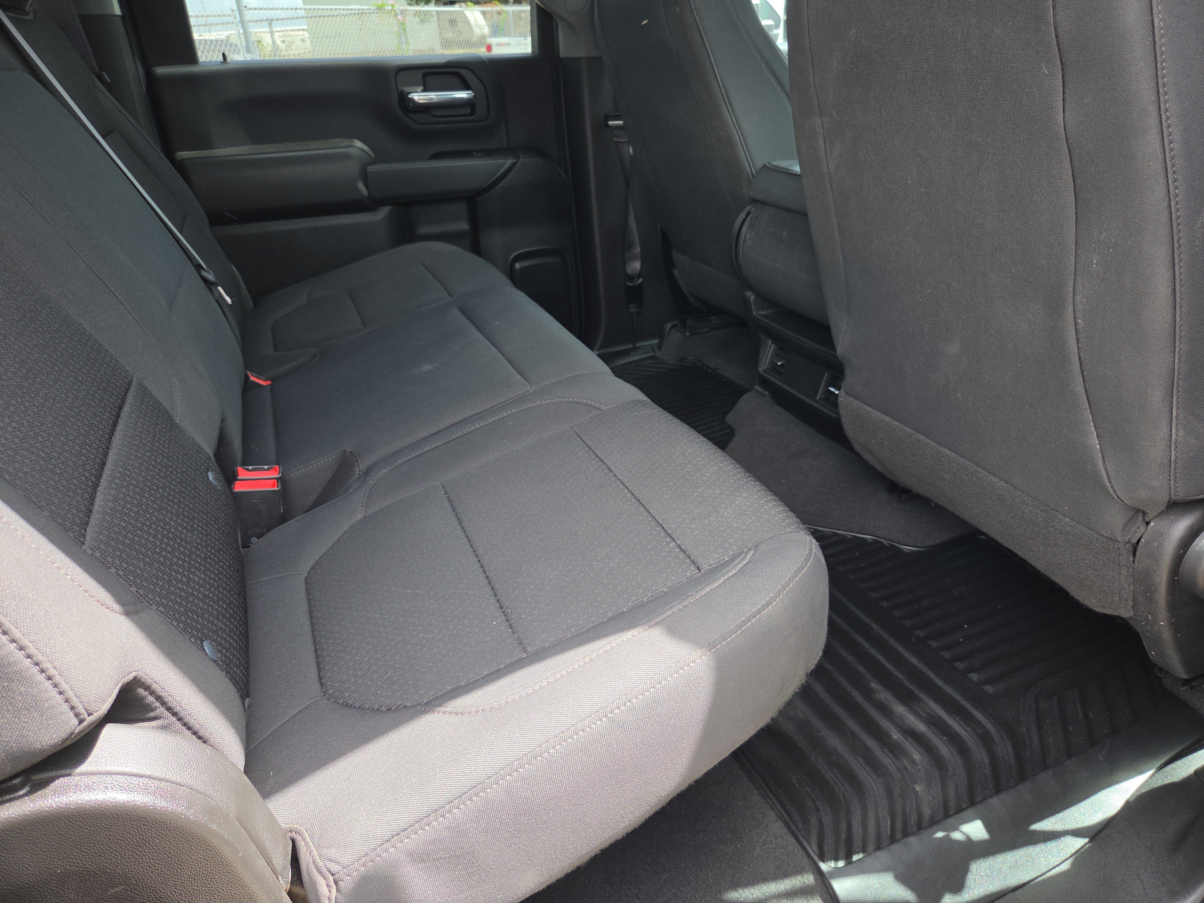 Used 2022 Chevrolet Silverado 2500 Custom w/ Custom Value Package AWD/4WD image 11