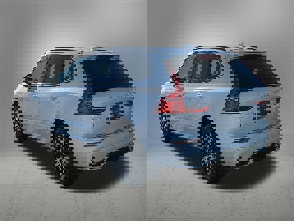 Used 2025 Volvo XC60 T8 Core w/ Protection Package Premier image 4
