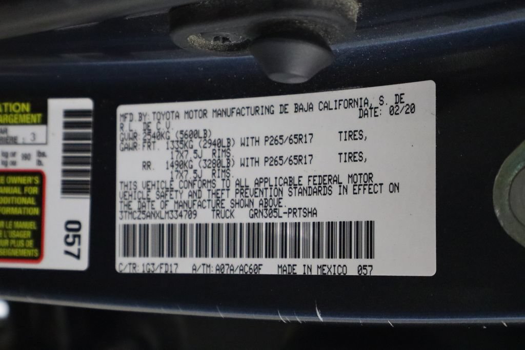 Used 2020 Toyota Tacoma TRD Sport AWD/4WD image 39