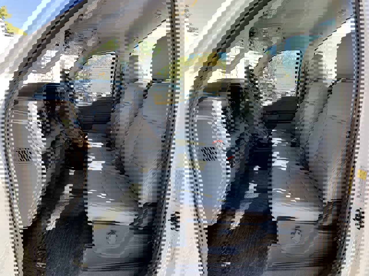 New 2026 Ford F250 XL w/ XL Chrome Package image 21