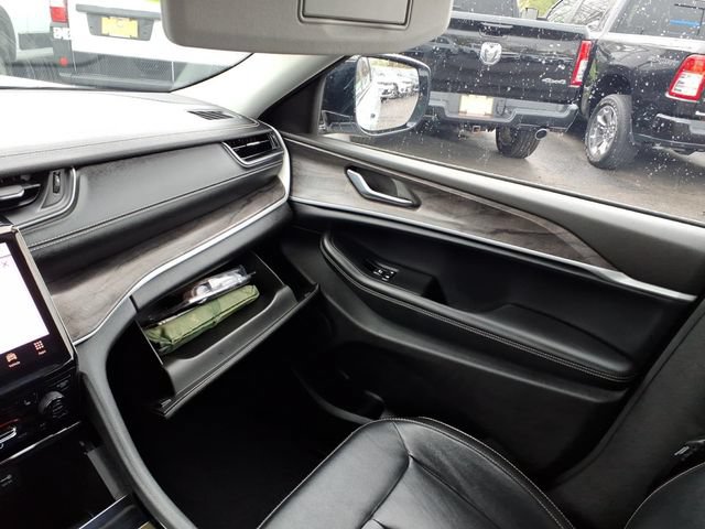 Certified 2023 Jeep Grand Cherokee L Limited AWD/4WD image 20