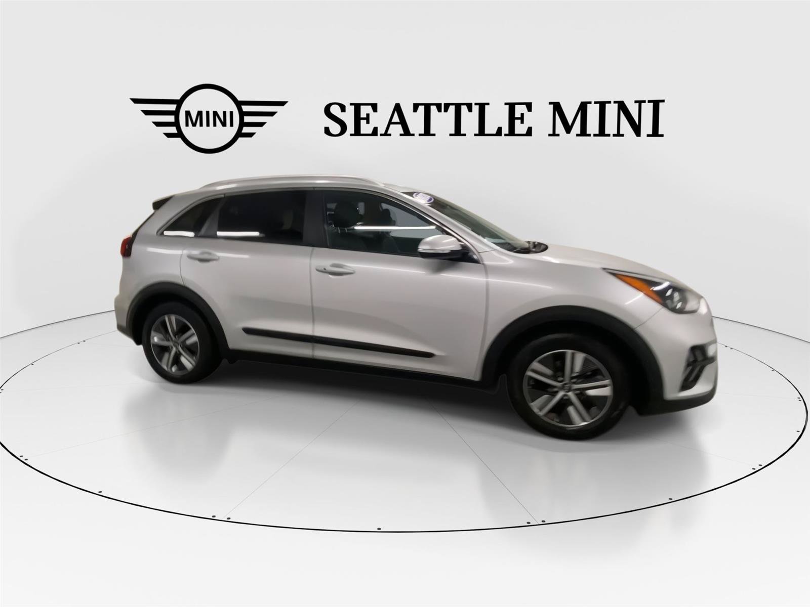 Used 2020 Kia Niro EX FWD image 13
