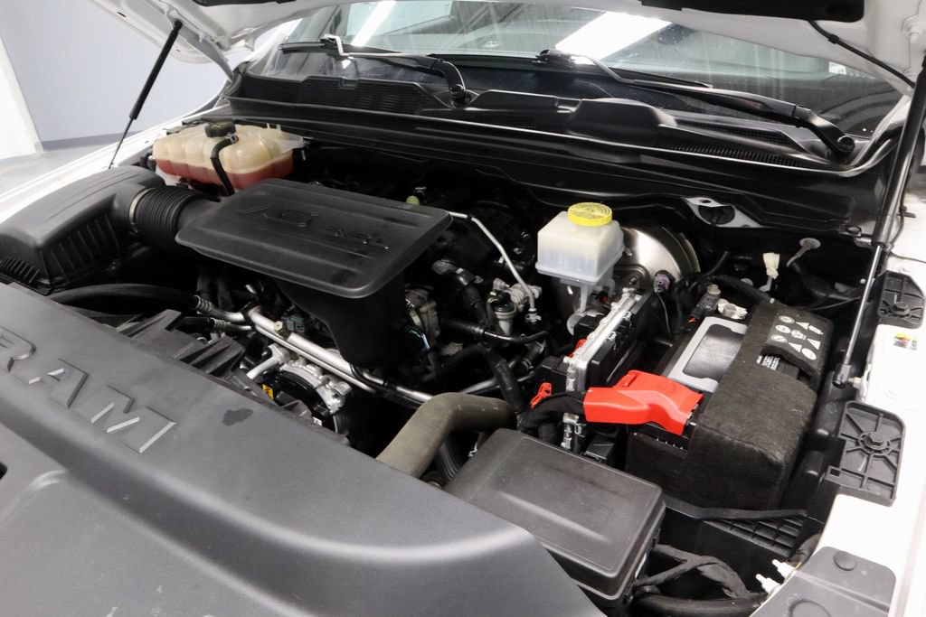 Used 2023 RAM 1500 Big Horn AWD/4WD image 18