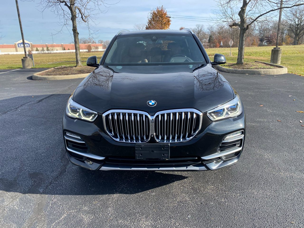 Used 2019 BMW X5 xDrive40i w/ Executive Package image 2
