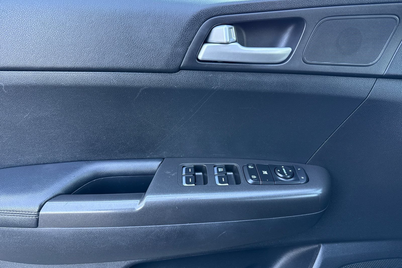 Used 2018 Kia Sportage LX FWD image 13