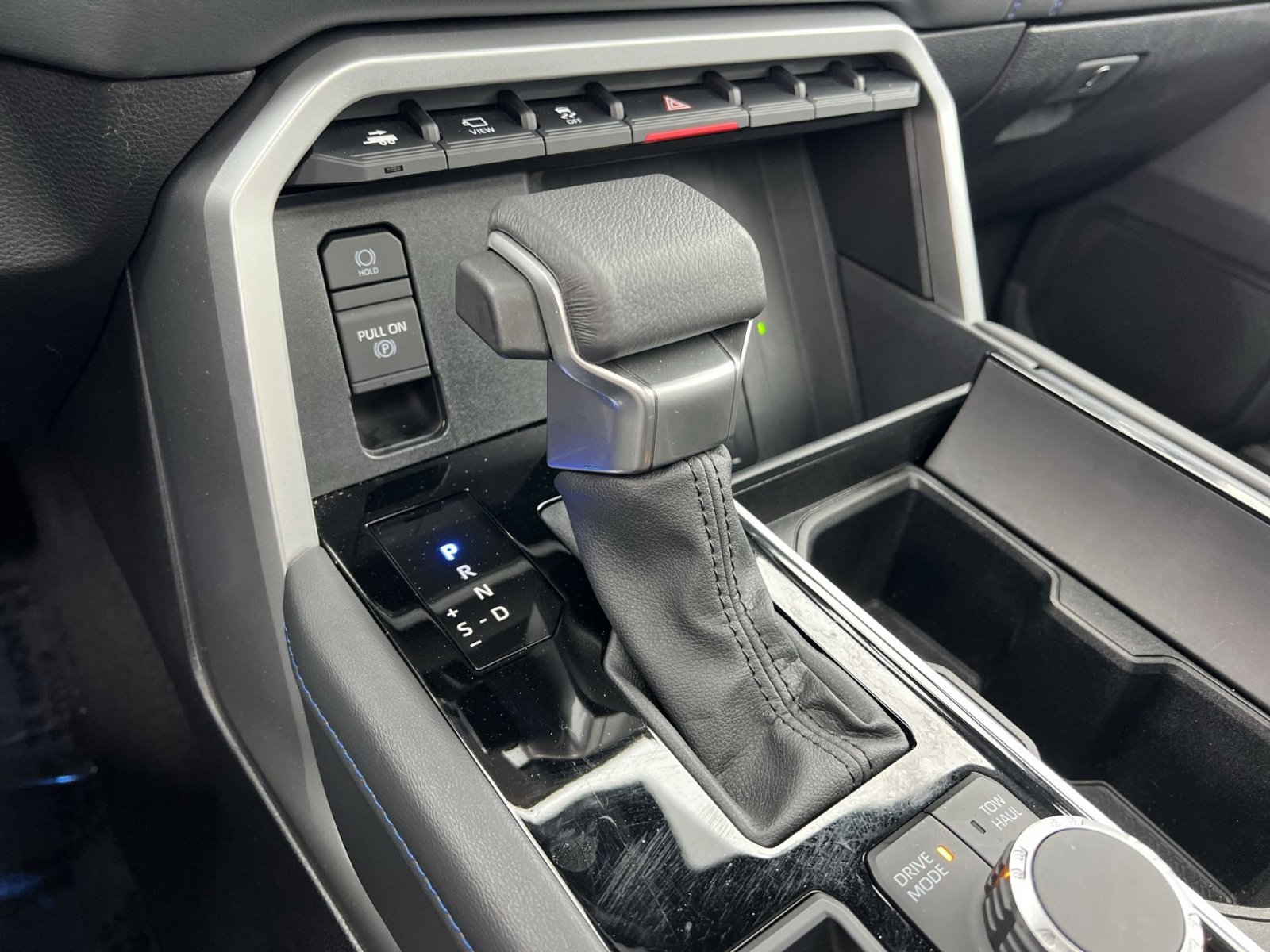 Used 2024 Toyota Tundra Platinum image 22