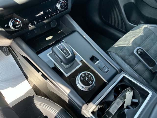 Used 2024 Mitsubishi Outlander SE AWD/4WD image 19