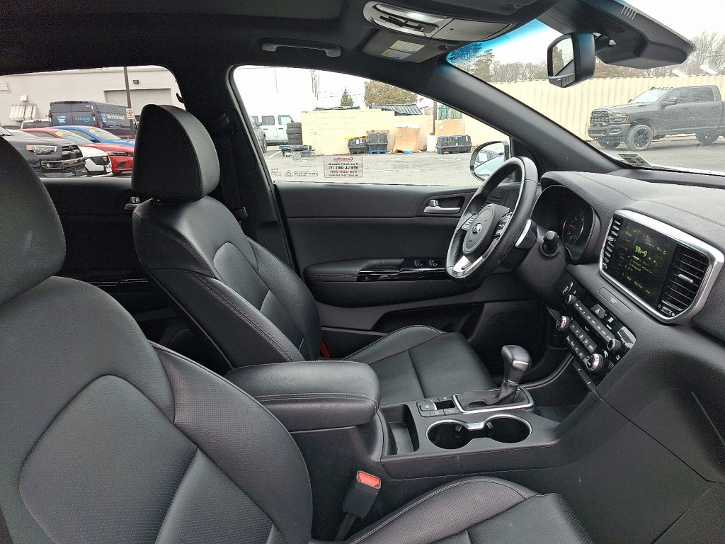 Used 2022 Kia Sportage Nightfall Edition w/ Nighfall AWD Premium Package image 11