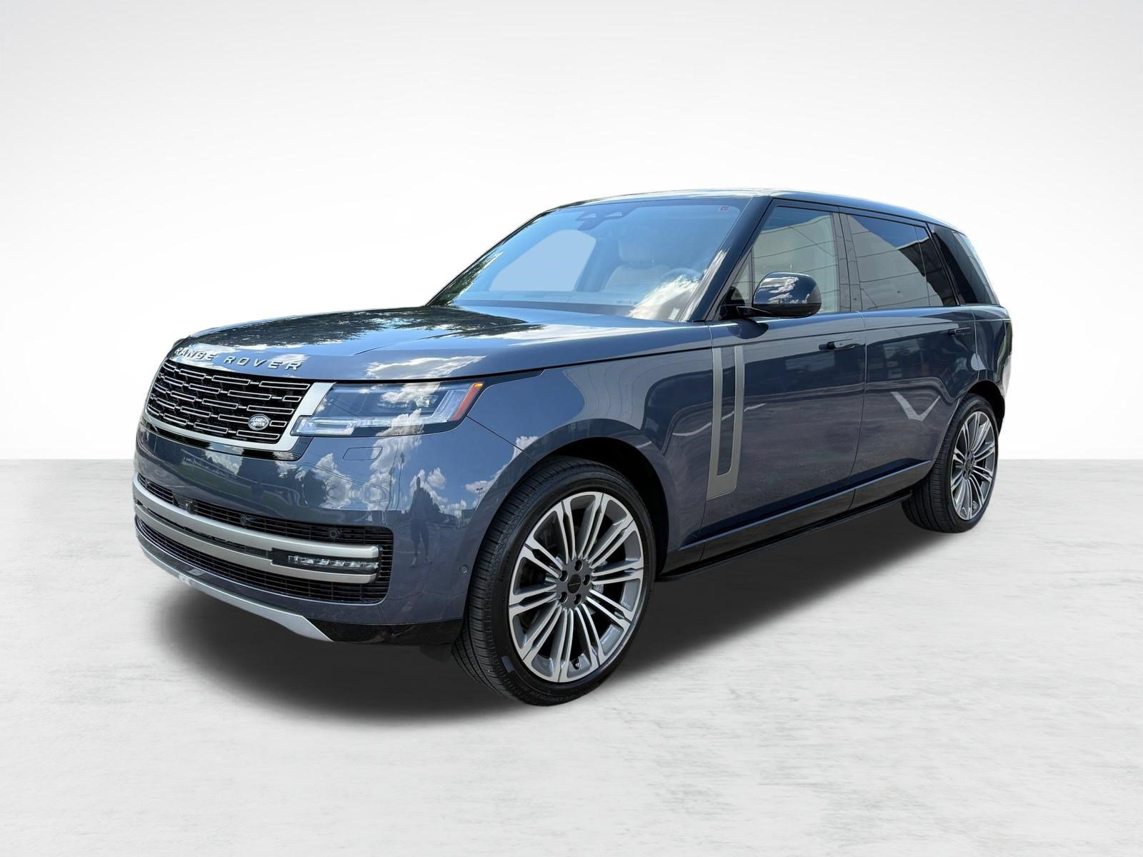 New 2026 Land Rover Range Rover Long Wheelbase SE AWD/4WD image 1