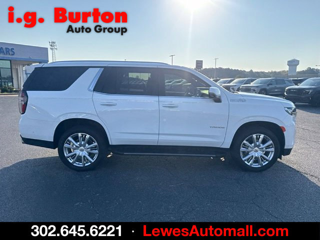 Used 2024 Chevrolet Tahoe High Country w/ Advanced Technology Package AWD/4WD image 2