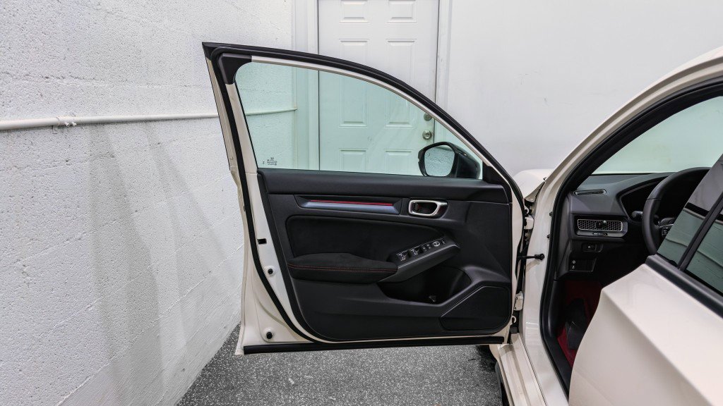 Used 2025 Honda Civic Type R image 9