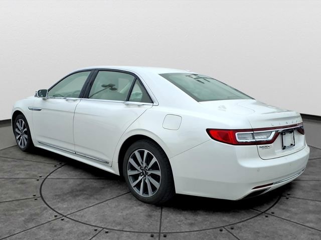 Used 2017 Lincoln Continental Premiere image 6