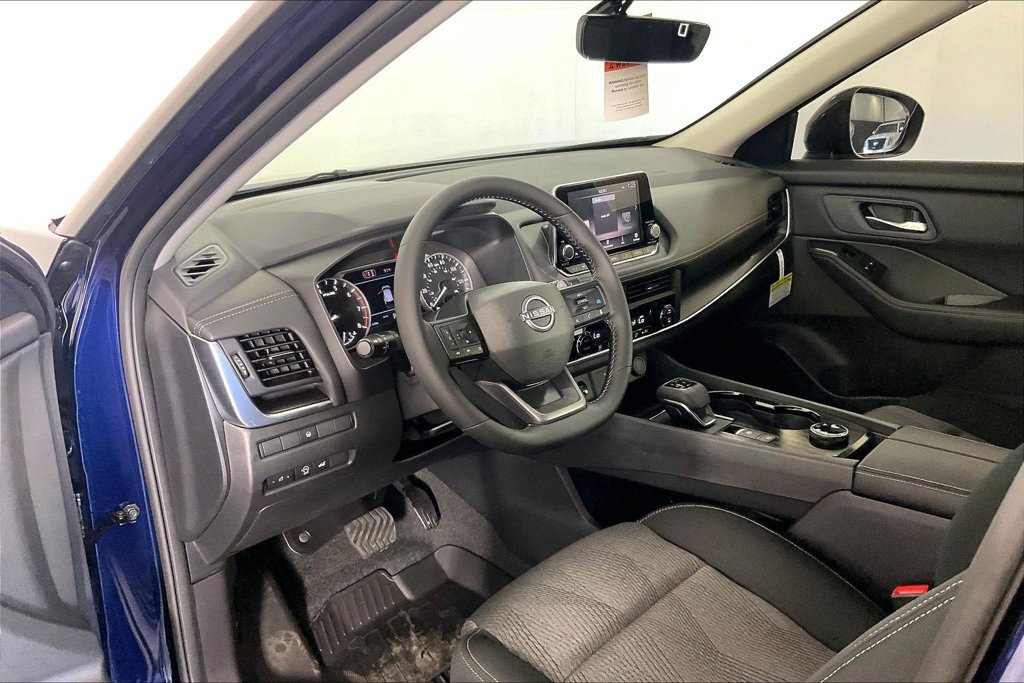 New 2026 Nissan Rogue SV AWD/4WD image 10