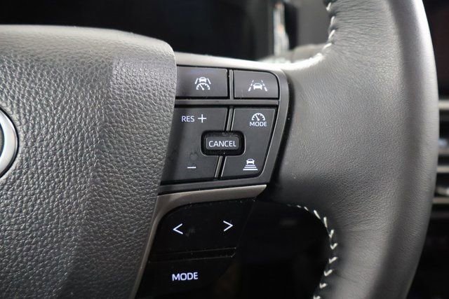 Used 2025 Toyota Camry SE image 20