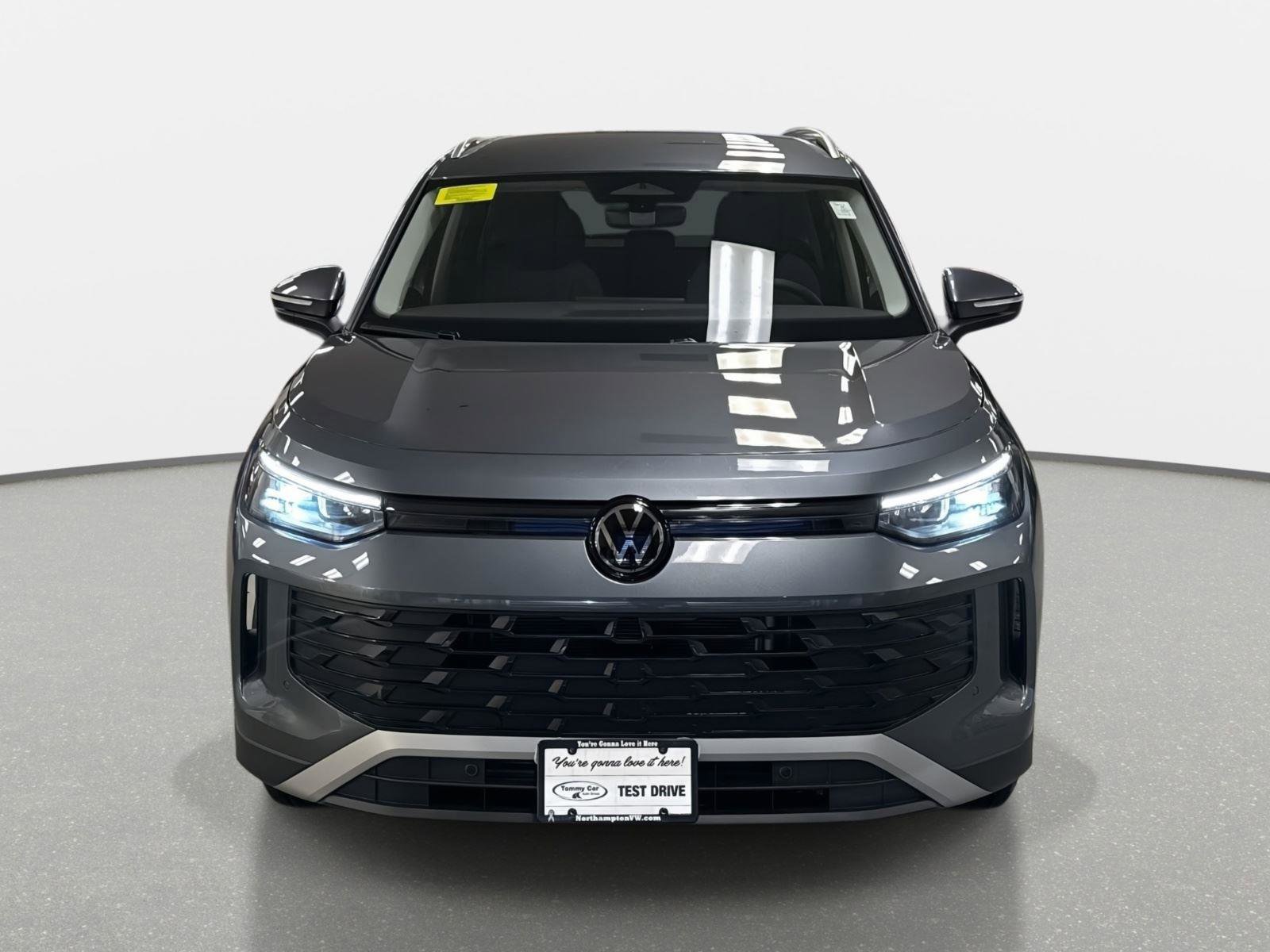 New 2026 Volkswagen Tiguan S image 2