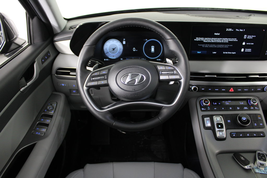 Certified 2025 Hyundai Palisade SEL FWD image 22