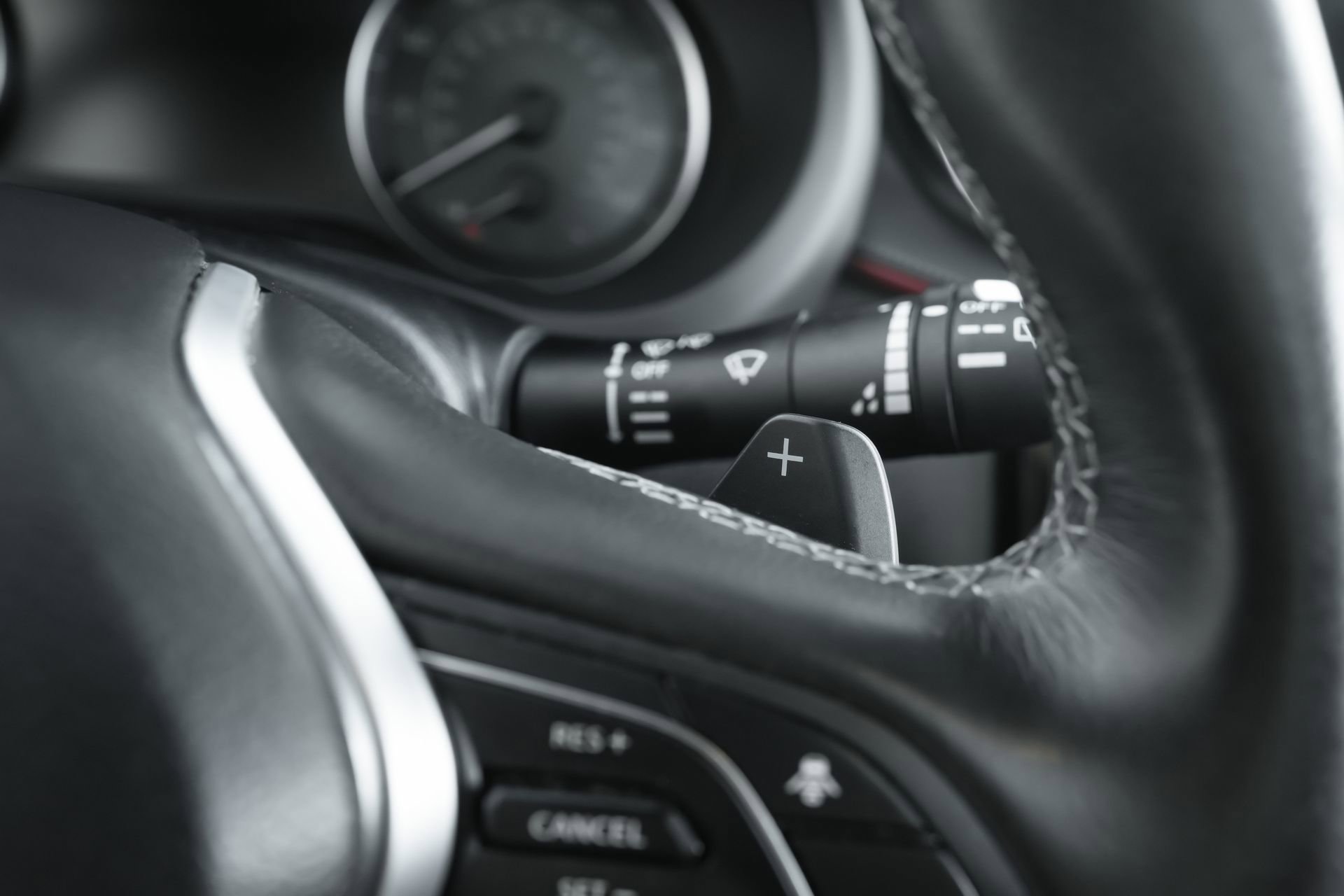 Used 2023 INFINITI QX50 Sport image 18