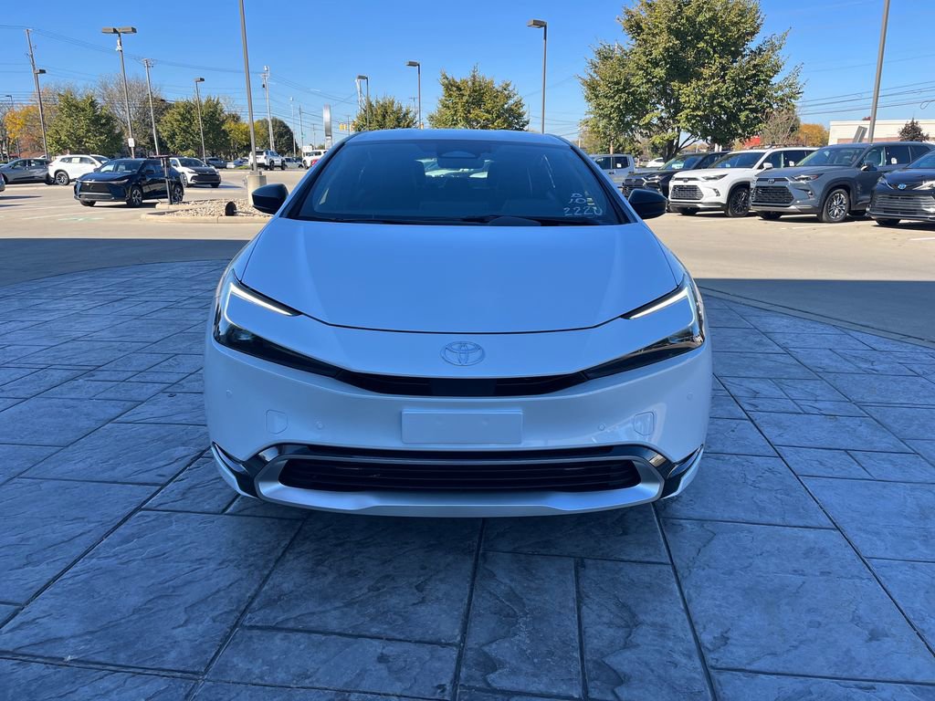 New 2026 Toyota Prius Plug-In Hybrid image 8