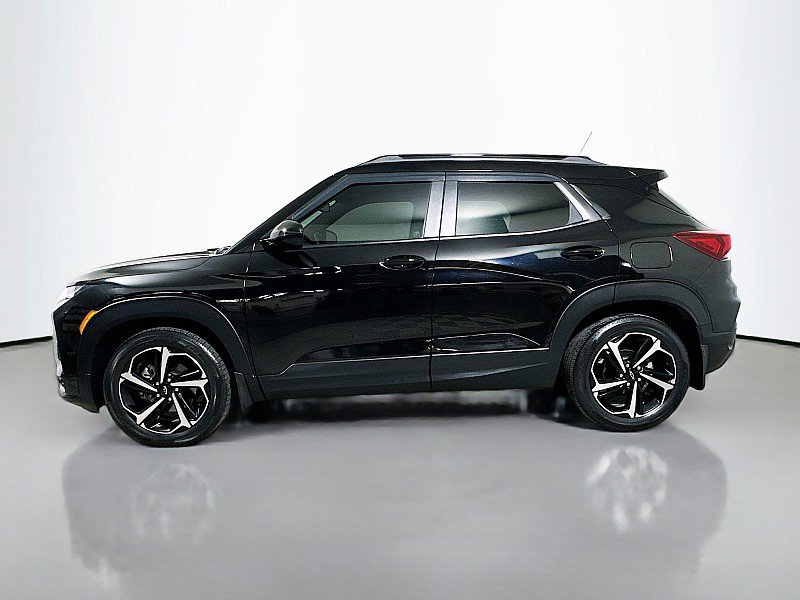 Used 2022 Chevrolet TrailBlazer RS w/ Sun and Liftgate Package FWD image 4