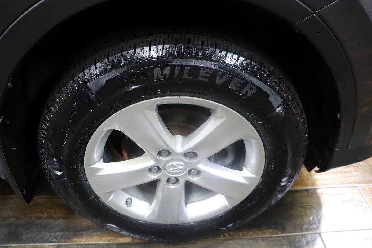 Used 2014 Toyota RAV4 XLE AWD/4WD image 26