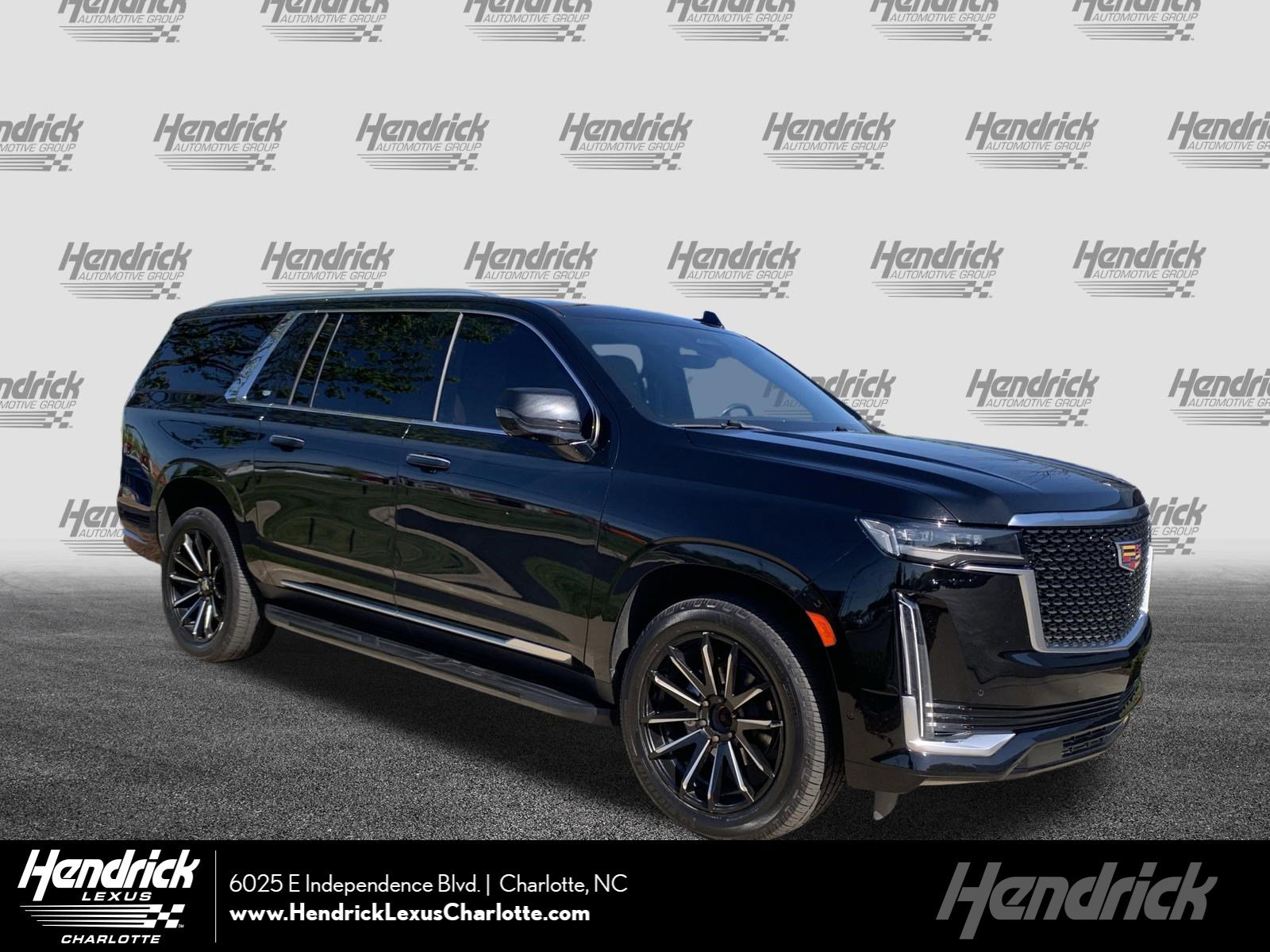 Used 2021 Cadillac Escalade ESV Premium Luxury image 1