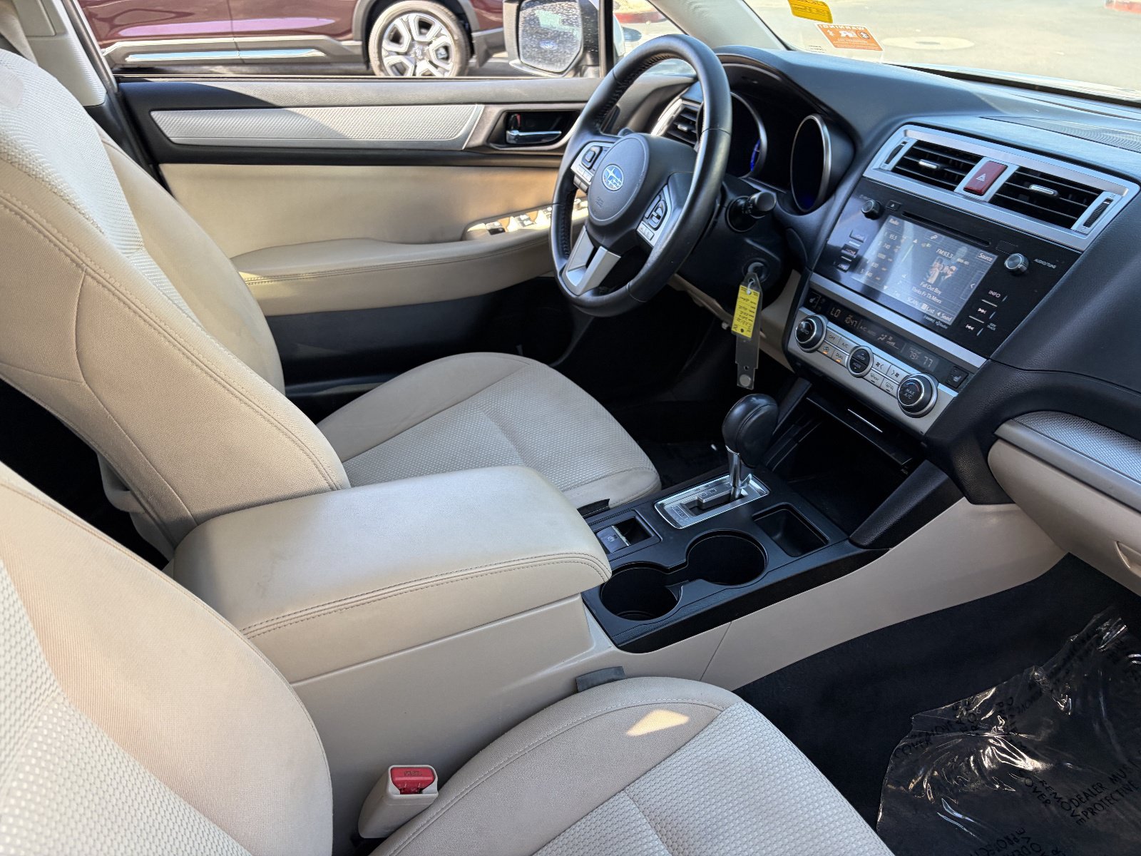 Used 2016 Subaru Outback 2.5i Premium AWD/4WD image 11