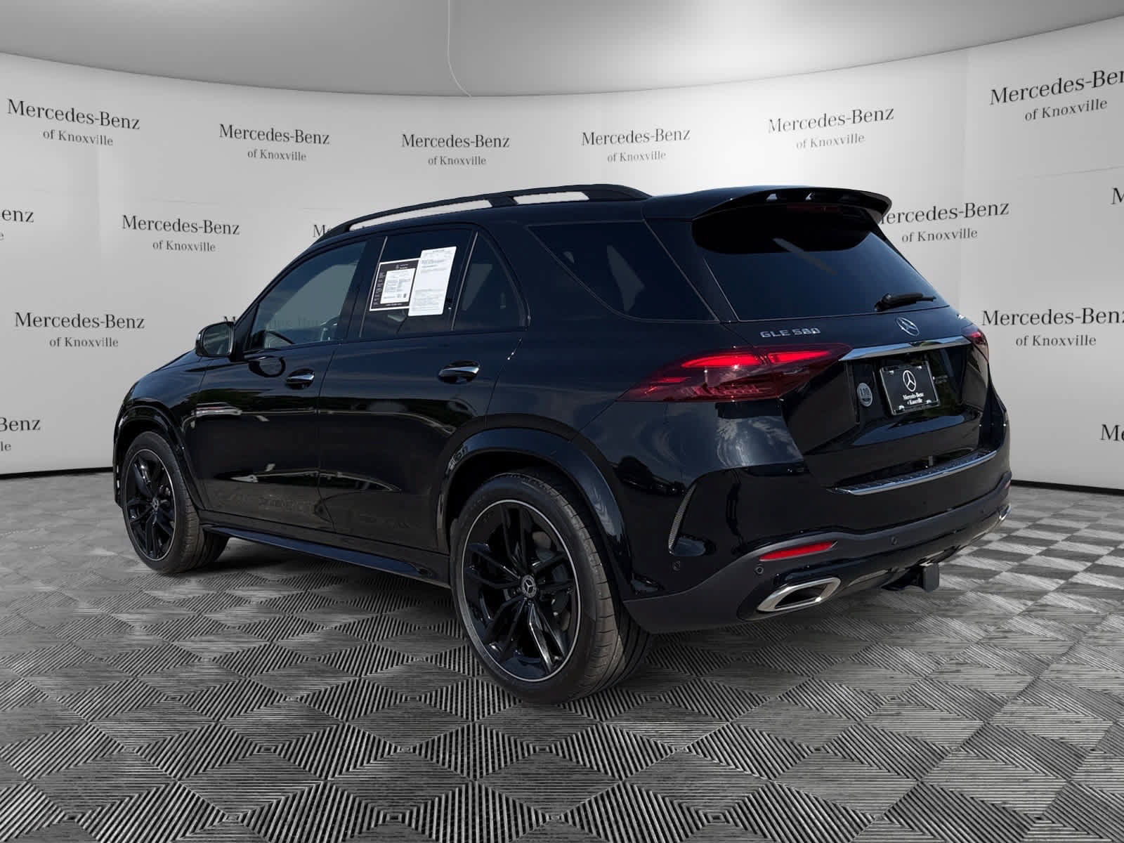 Certified 2026 Mercedes-Benz GLE 580 4MATIC image 3