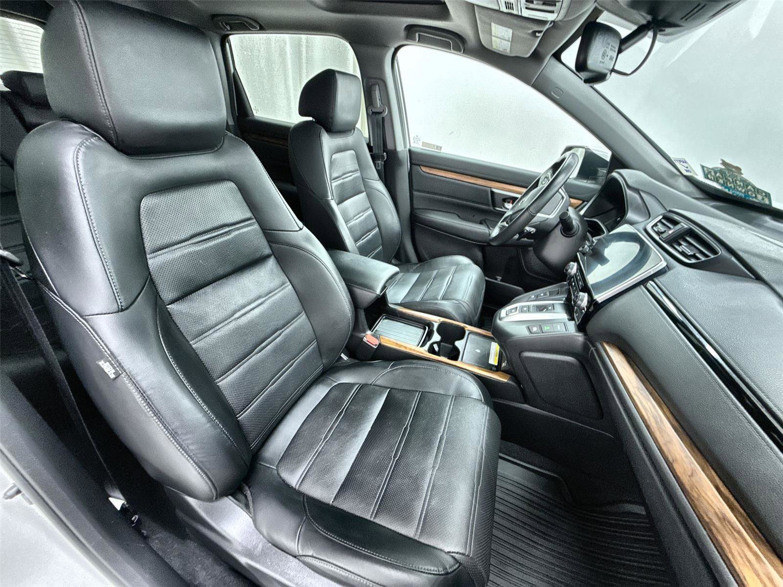 Used 2022 Honda CR-V Touring image 29