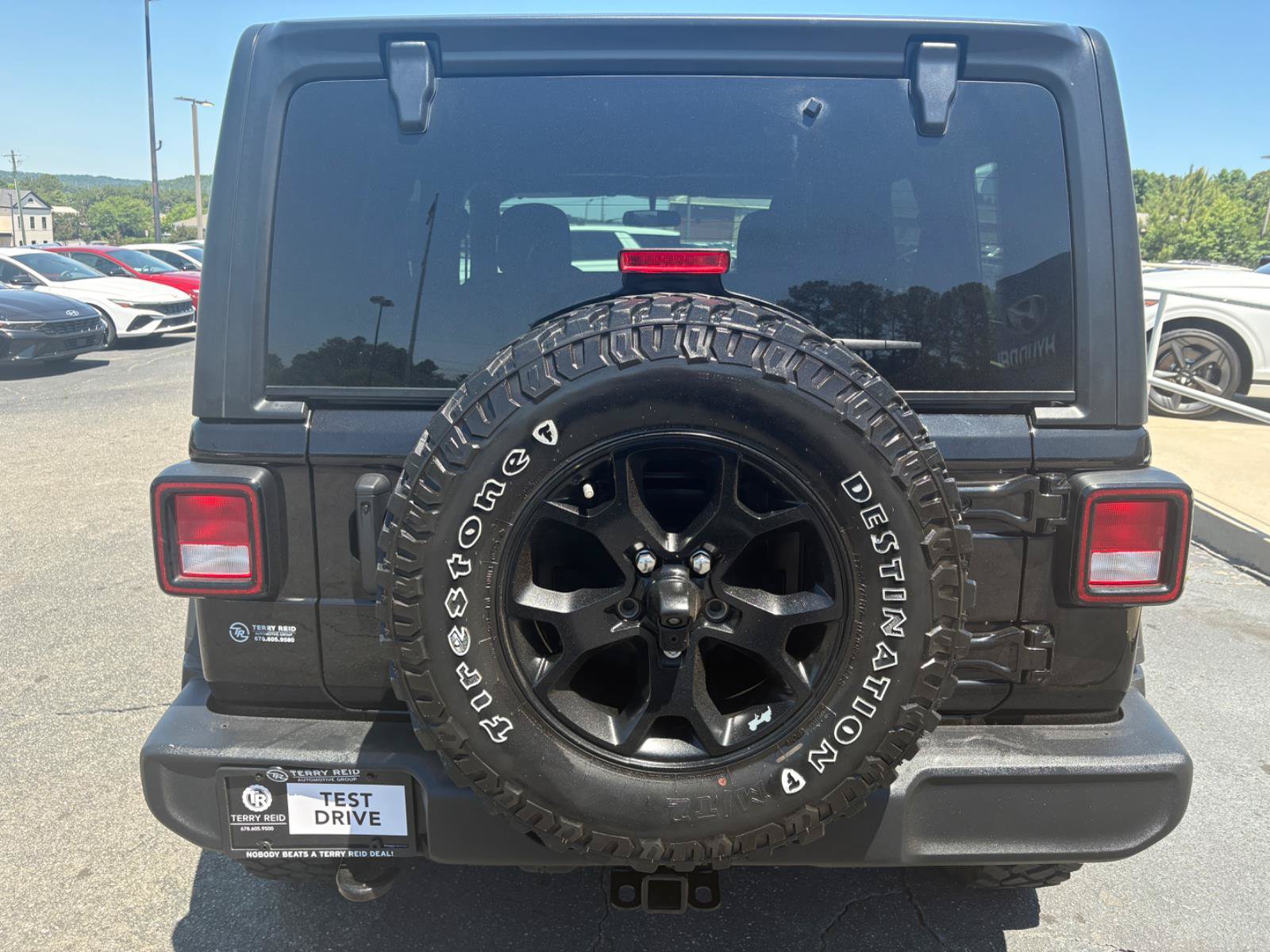 Used 2022 Jeep Wrangler Unlimited Sport AWD/4WD image 7