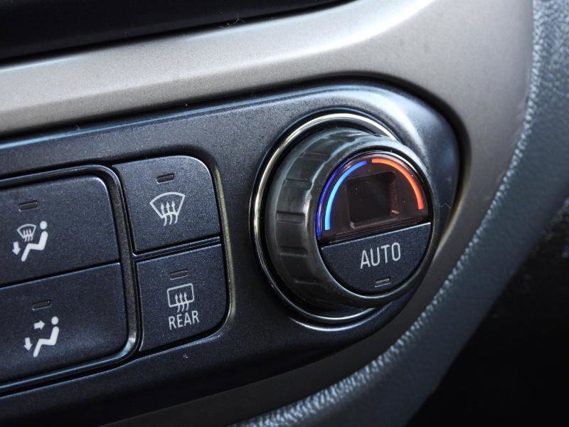 Used 2018 Chevrolet Colorado Z71 image 64