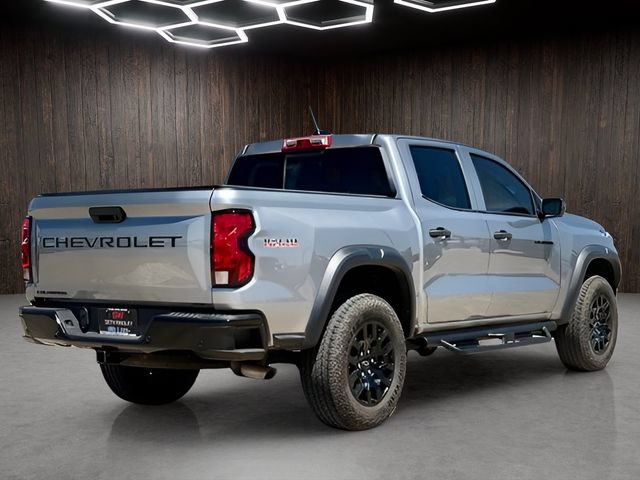 Used 2025 Chevrolet Colorado Trail Boss AWD/4WD image 2